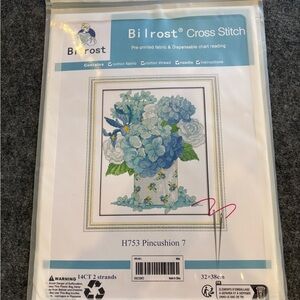 Blue Cross Stitch Kit #H753 Pincushion 7 New